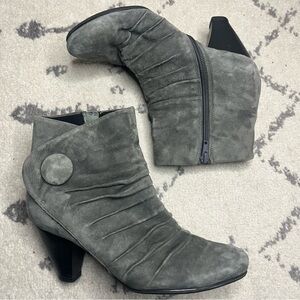 VAN ELI Genuine Leather Suede Retro Pinup Y2K Pleated Grey Winter Heeled Booties